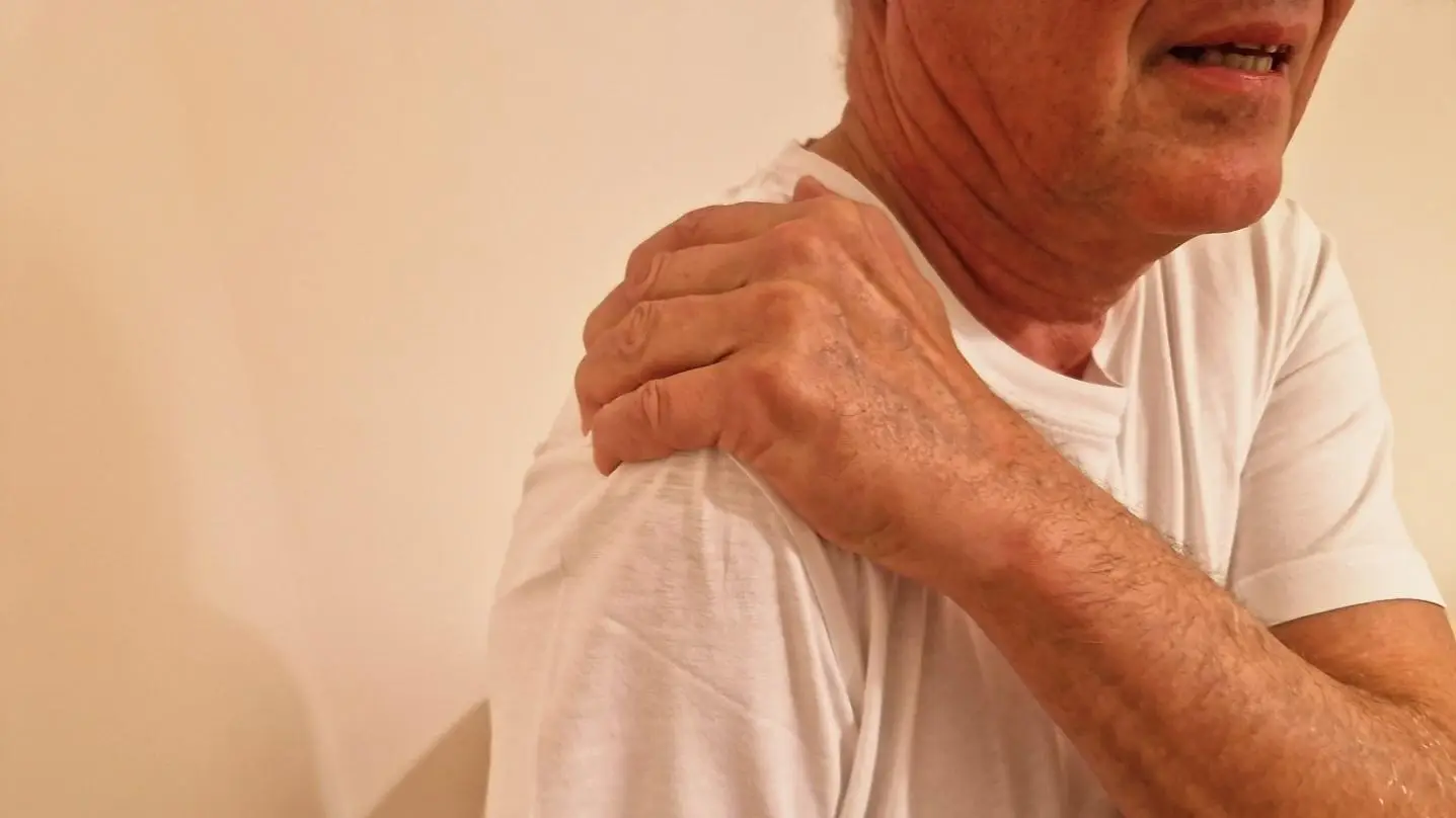 Dolore alla spalla: quando rivolgersi al fisioterapista